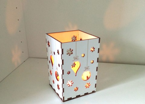 Świecznik lampion drewniany grawerowany SERCA Świecznik lampion drewniany grawerowany SERCA