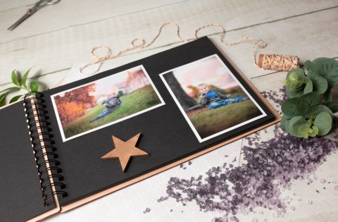 Album drewniany wakacyjny grawer,22x30cm poziom WK2 Album drewniany wakacyjny grawer,22x30cm poziom WK2