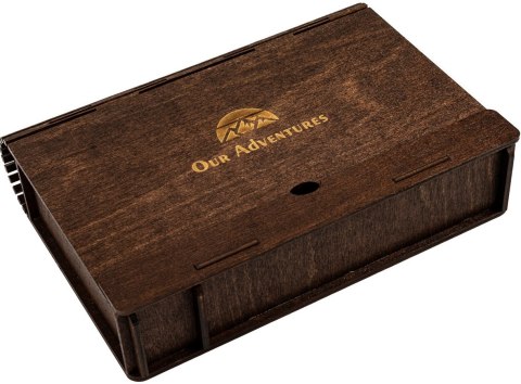 Drewniane pudełko na zdjęcia 15x23cm i pendrive Our Advanture Drewniane pudełko na zdjęcia 15x23cm i pendrive Our Advanture
